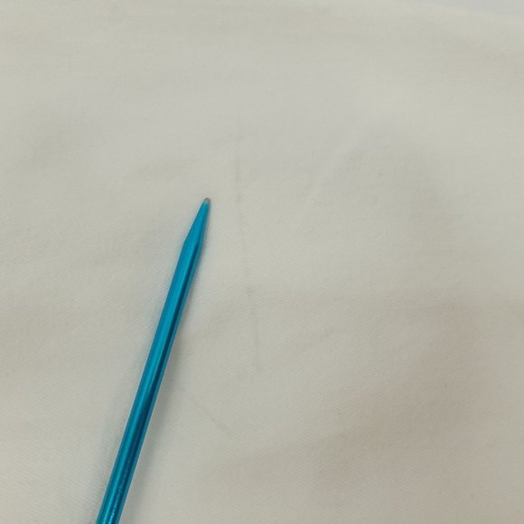 Torrid Skinny Distressed Crop Capri Jeans Womens Plus Size 26 Stretch Raw Hem - Picture 4 of 12